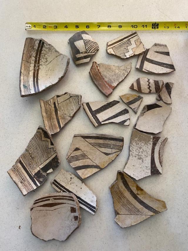 Lot of 3 Mimbres Pottery Shards 1200 AD (1 of 3)