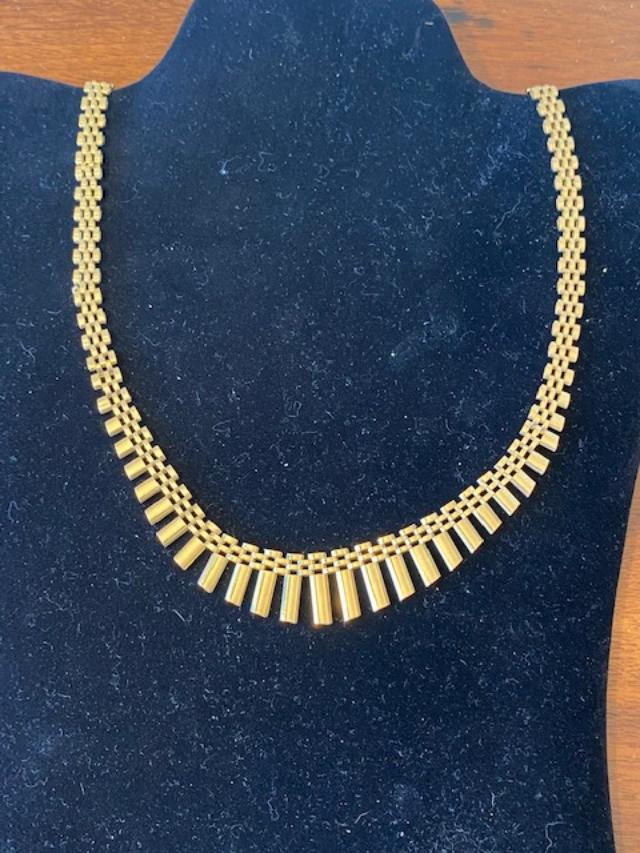 18K Gold Choker Style Necklace (1 of 4)