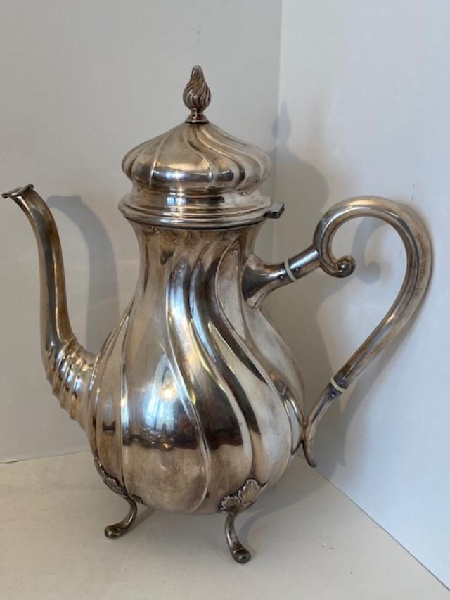 Sterling Silver Grade English Coffee Pot ca 1930 (1 of 4)