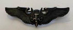 Sterling WWII Pilots Wings 1943 Bomber Pin (1 of 2)