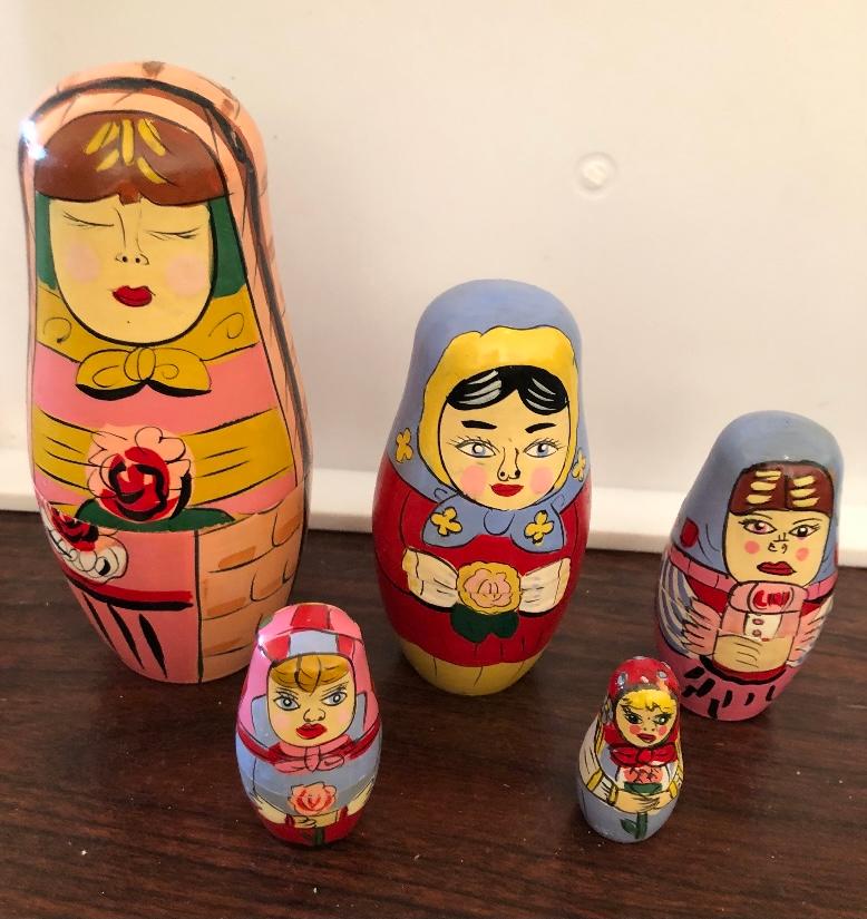 Traditional Russian Matryoshka Nesting Dolls: Matryoshka Russian nesting dolls, five dolls, hand painted. Tallest 6" and 2". FREE DOMESTIC SHIPPING