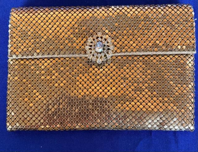 Whiting And Davis Co. Metal Mesh Purse (1 of 3)