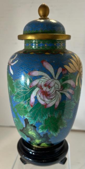 Vintage Chinese CloisonnÃ© Lidded Vase (1 of 4)