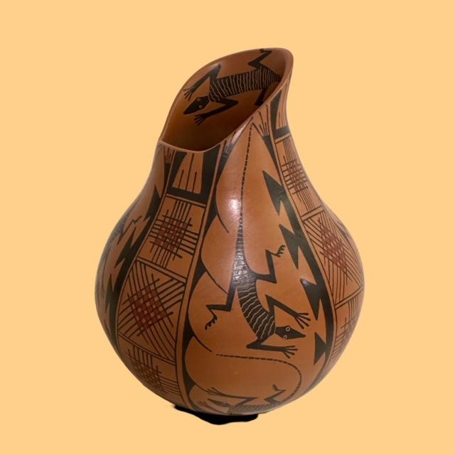 Original Signed Mata Ortiz Pot by Jose Villa (1 of 5)