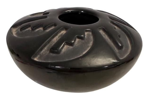 Anita Suazo Signed Santa Clara Pueblo Pottery (1 of 3)