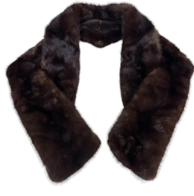 Mink Fur Shrug Vintage Women's: Vintage Mink Fur shrug. Shoulder to hem approx. 15" Domestic shipping $12, international shipping to be calculated at end of auction.