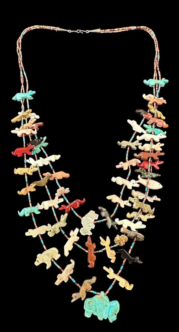 Native American Stone Fetish Turquoise Buffalo Necklace (1 of 5)