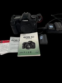 Canon EO-S-5D Camera with Batteries and Charger