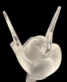 Lalique "Sylvie" Double Dove Vase