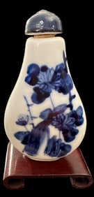 Blue and White Porcelain Snuff Bottle with Stand