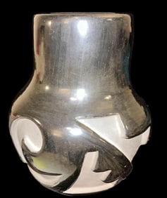 Anita Suazo Santa Clara Blackware Vase