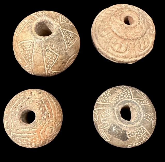 Pre-Columbian Lot of Four Spindle Whorls  Ca 1200 CE (1 of 2)