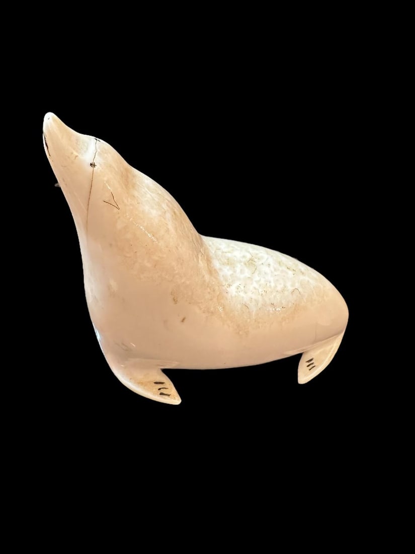 Eskimo/Inuit Bone/Tusk Hand Carved Seal Figure (1 of 4)