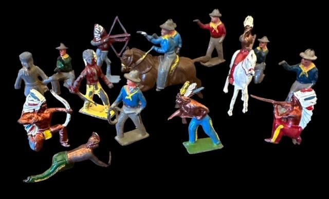 Lot of 15 Miniature Metal Cowboy and Indian Figures Made in England (1 of 5)