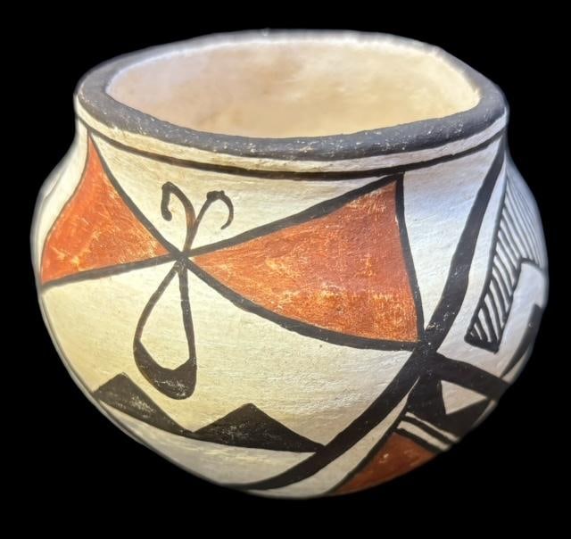 Traditional Design Acoma Pottery Bowl: Native American Acoma Bowl in traditional style painting. Size 4'X3" Signed Acoma and N. Mex. Hand-thrown. Domestic shipping $10