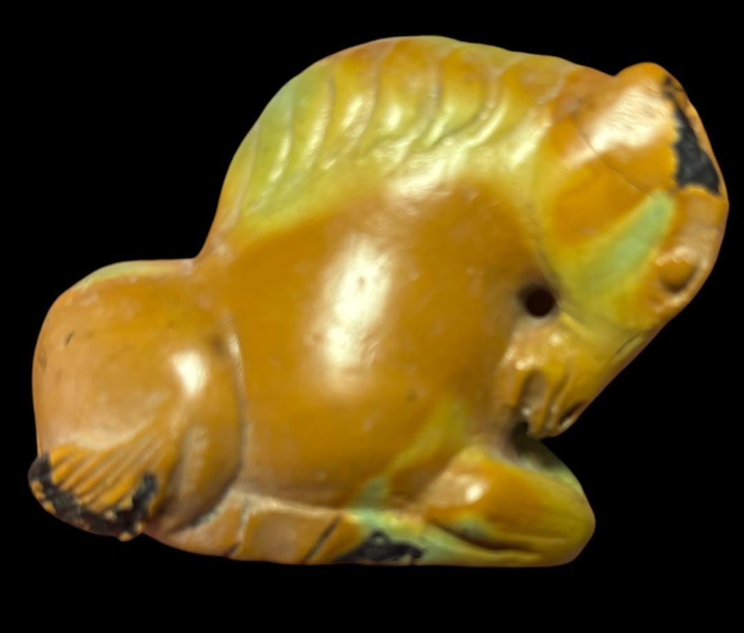 Native American Talc Carved Horse Figure: Native American hand carved talc horse fetish. Measures 2" long. Domestic shipping $8.