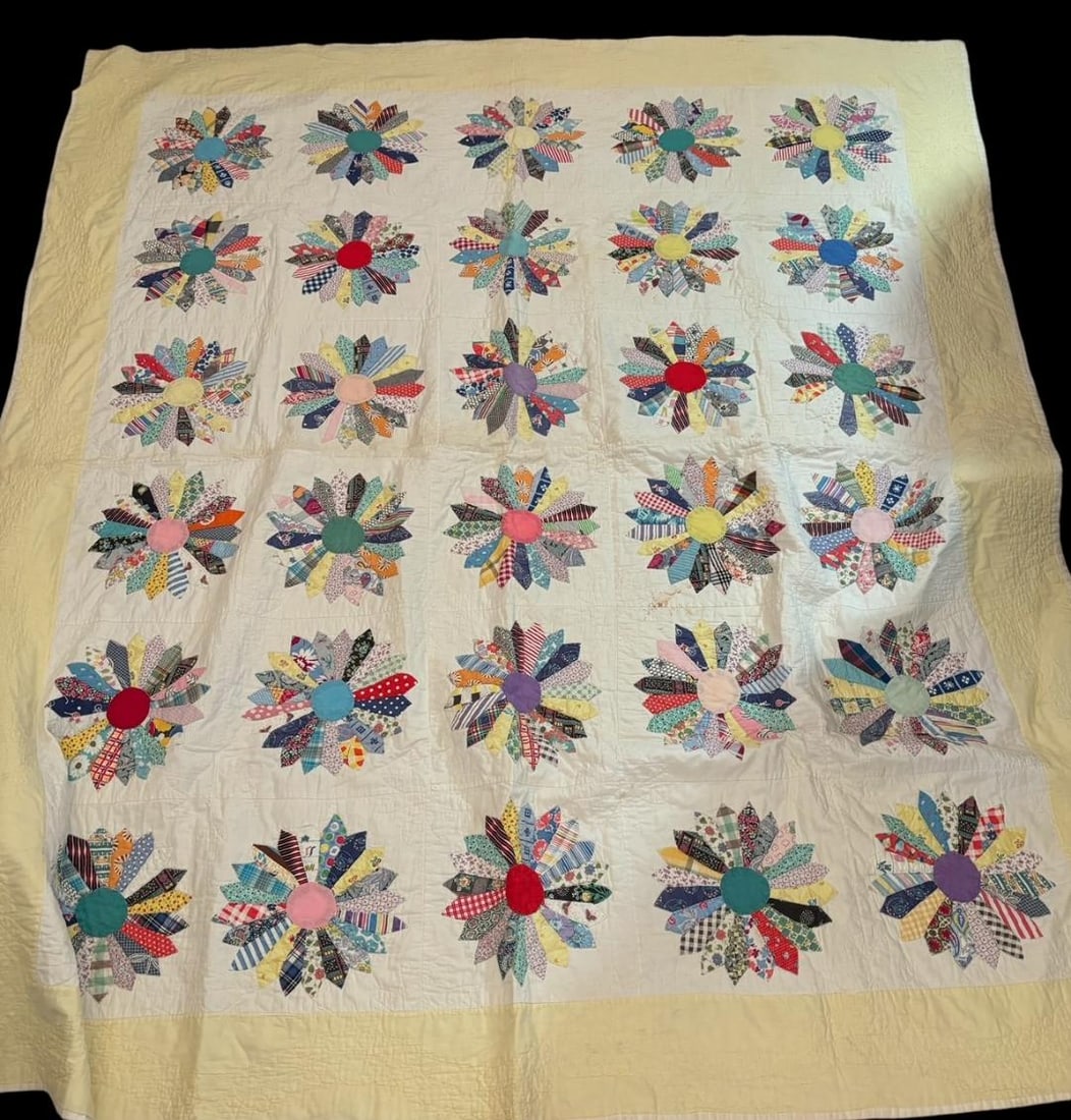 Antique Handmade Appliqued Quilt (1 of 6)