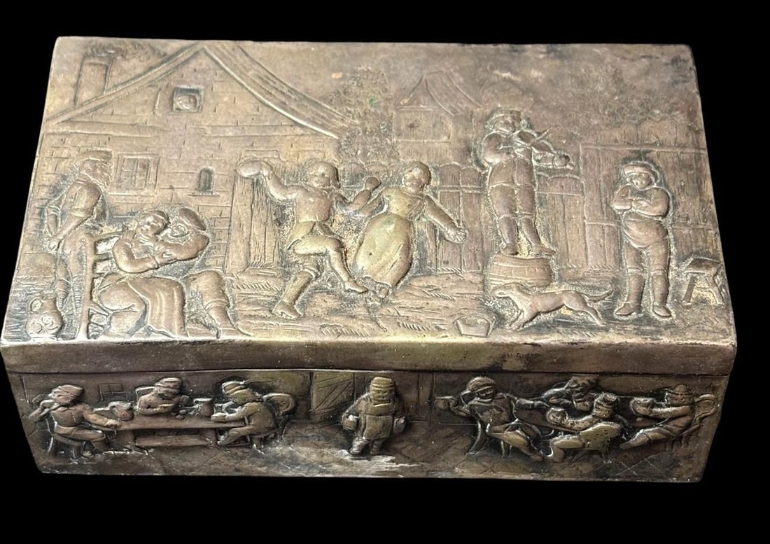 Antique .800 Silver Jewelry/Trinket Box Tavern Scene (1 of 5)