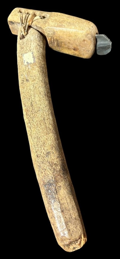 Eskimo/Inuit Adze Tool Bone Handle with Stone Blade: Eskimo/Inuit adze tool. Bone handle with a flaked stone blade and bound together with rawhide. Handle measures 10.5" and blade measures 4.75". Domestic shipping $16.