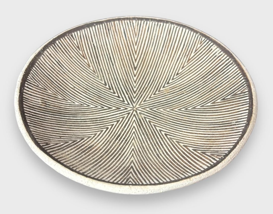 Vintage Acoma Pueblo Flat Bowl Sky City, NM: Vintage Native American Acoma Pueblo flat bowl. Marked Made in Acoma Sky City, New Mex. Unsigned by artist. Measures 6" around by 1" high. Domestic shipping $8.