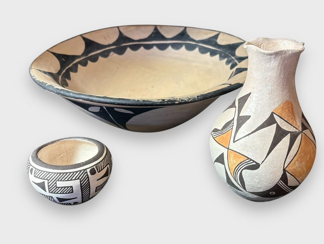 Lot of Three Native American Signed Acoma Pottery Pieces (1 of 9)