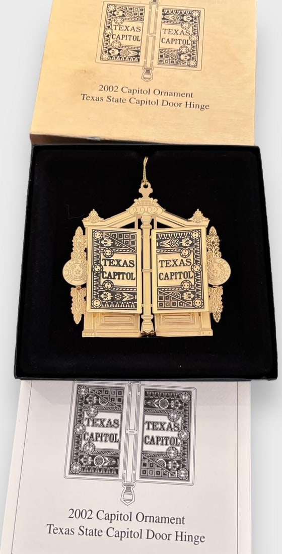 2002 Texas State Capital Christmas Ornament (1 of 2)