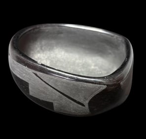 Native American Santa Clara Pottery Dish Signed Genevieve Suzao (1934-2016)