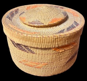 Northwest Coast Native American Tlingit Rattle Top Basket