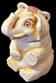 Earl of Oswald by David Lawrence Resin Elephant Treasure Box