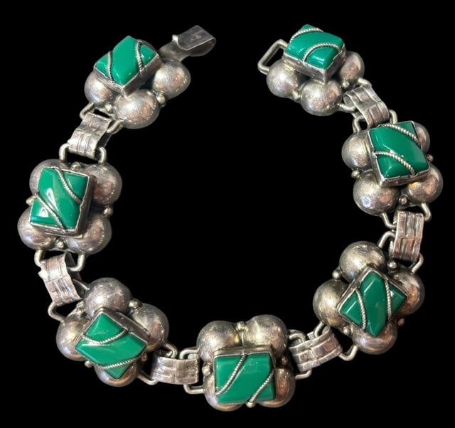 Mexican Sterling and Chrysoprase Bracelet: Mexican sterling and chrysoprase bracelet. Signed Mexico. Measures 7". For in-house shipping, select "bidder arranged". Domestic shipping $6