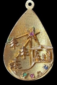 14K Gold Nativity Scene Pendant