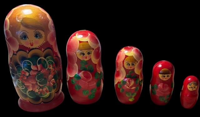 Russian Nesting Dolls (1 of 3)