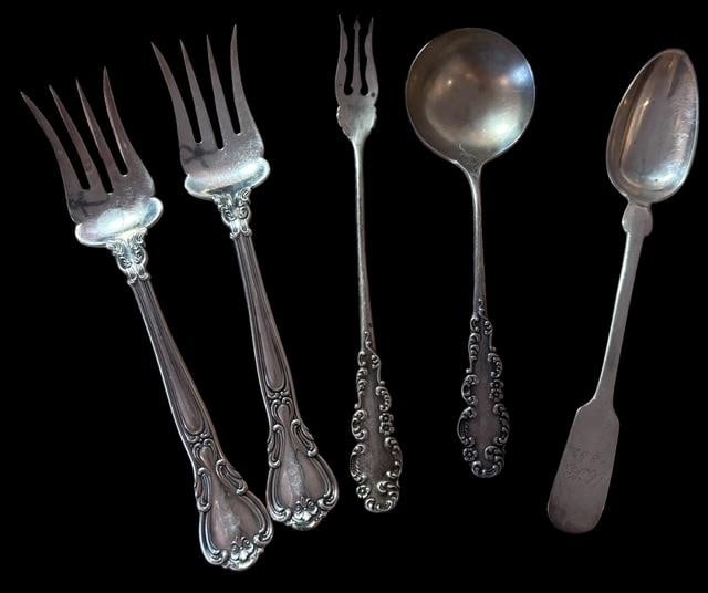 Lot of Five Assorted Antique Sterling Flatware Pieces (1 of 4)