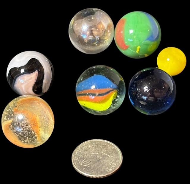 Lot of Seven Antique Marbles Shooters: Lot of seven marbles. Six are shooter marbles. Nice condition. For in-house shipping, select "bidder arranged". Domestic shipping $8.
