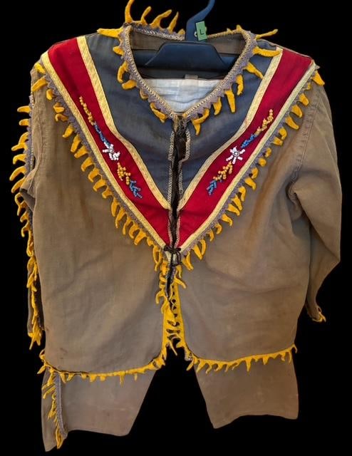 Childs Native American Costume (1 of 4)