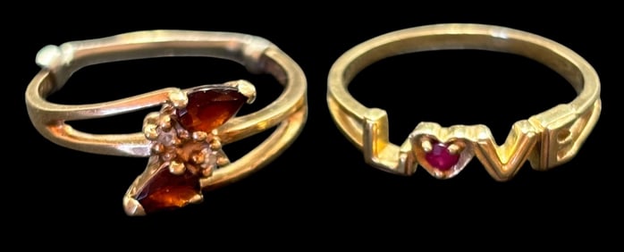 Lot of Two 10K Garnet Rings