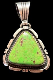 Native Amrican Navajo Sterling and Stone Pendant Signed TE