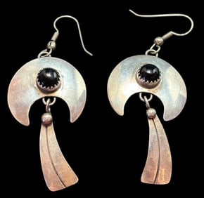 Native American Navajo Signed Sam Piaso Sterling and Onyx Pierced Earrings