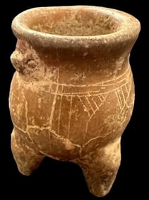 Pre-Columbian Tripod Pot 1200 CE