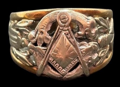 Antique 10k Gold Masonic Two-Tone Ring
