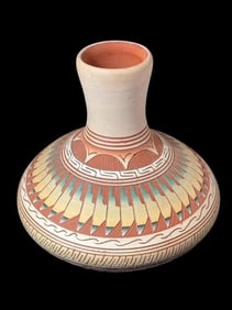Native American Navajo Vase-Signed Hilda Whitegoat