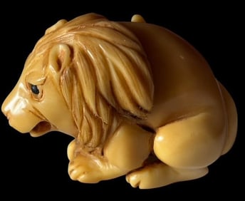 Signed Japanese Lion Okimono