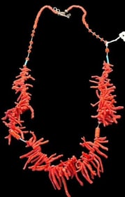 Native American Spiny Coral Necklace