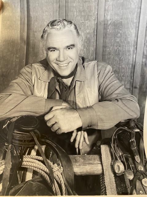Vintage Head Shot Photo of Lorne Greene 1962 (1 of 2)