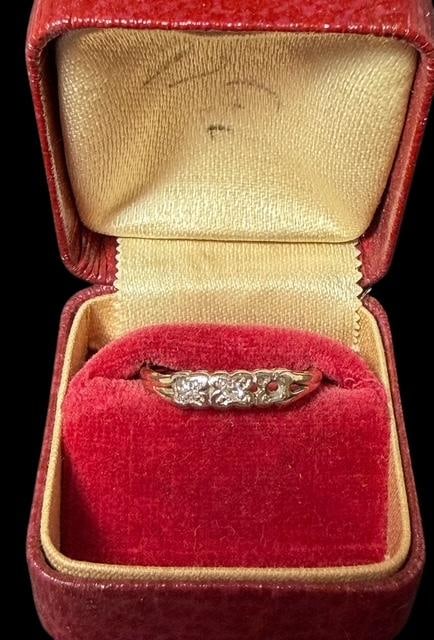 14K Gold Ring with Diamond Chips: 14k yellow gold ring with 2 diamond chips (two missing). Size 5.5. Total weight 1.6g.