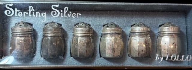 Lot of Six Small Sterling Salt and Pepper Shakers by Vincent Lollo Mid-Century: Lot of six sterling salt and pepper shakers by Lollo. Each shaker measure 1.25" x .75". In original box. Total weight 22g.