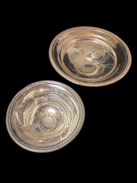 Pair of Weighted Sterling Silver Serving Dishes (1 of 4)