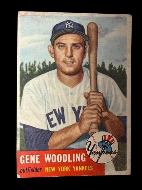 Topps 264 NY Yankee Gene Woodling Baseball Card: Topps 264 New York Yankees Gene Woodling baseball card. Card measures 2.75" x 3.75" in a 3" x 4" protective plastic case. See photos for condition details.