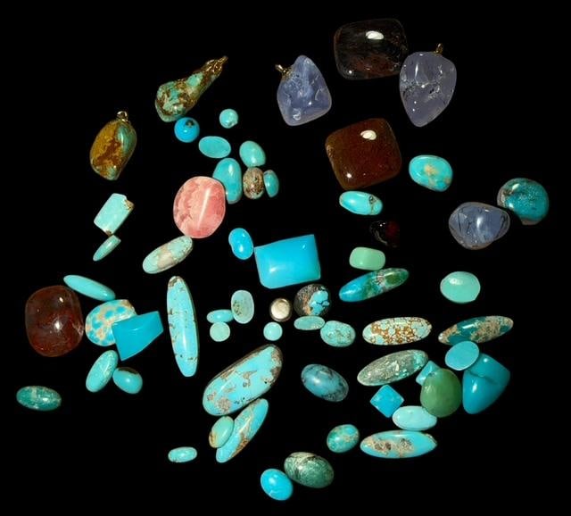 Assortment of Turquoise and Stone Cabachons (1 of 3)
