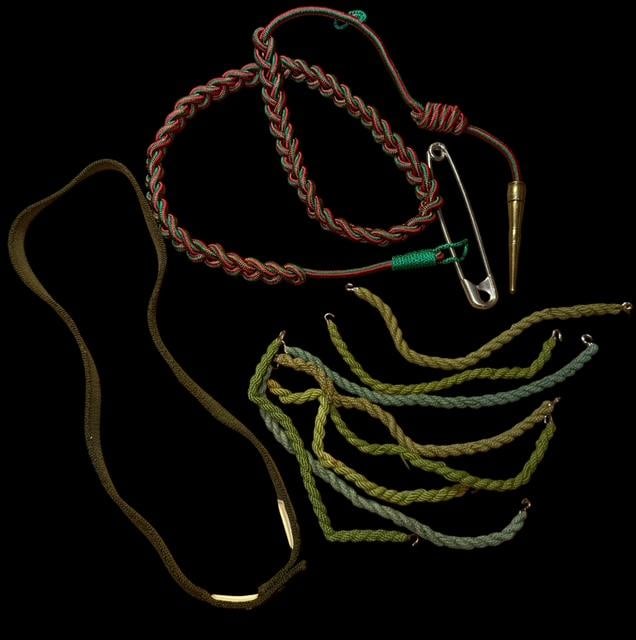 US Army French Fourragère Shoulder Cord (1 of 2)